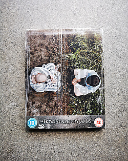 Chlapec v pruhovaném pyžamu Steelbook™ + DÁREK fólie na SteelBook™
