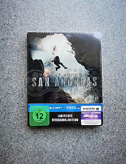 SAN ANDREAS Steelbook&trade; + D�REK f�lie na SteelBook&trade;